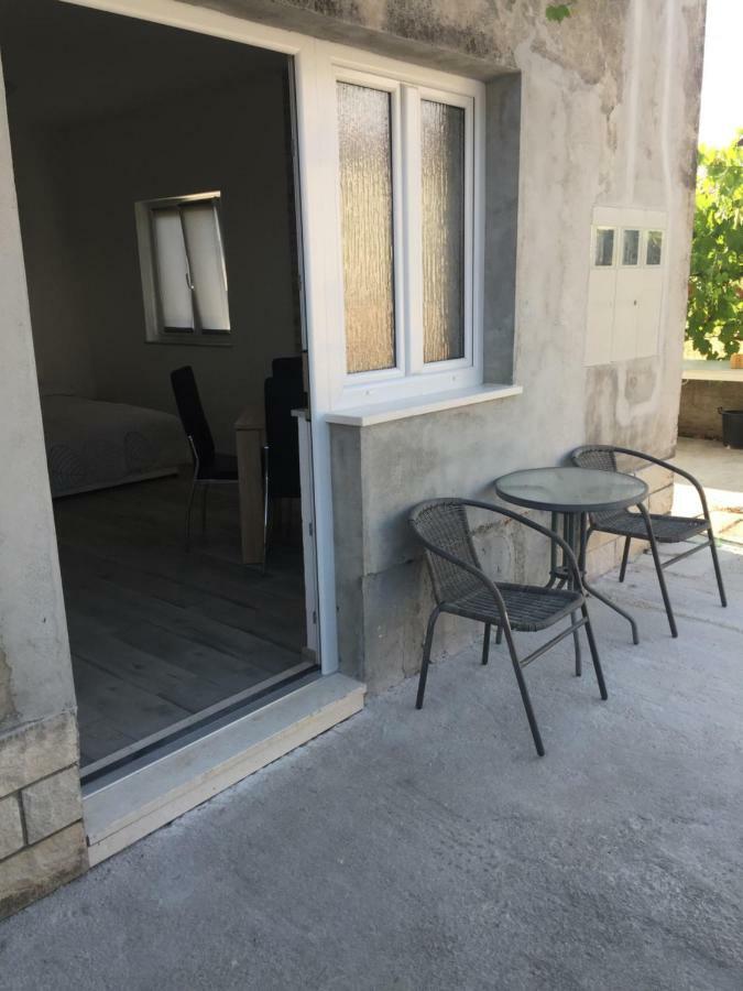 Apartment Goreta Трогир Екстериор снимка